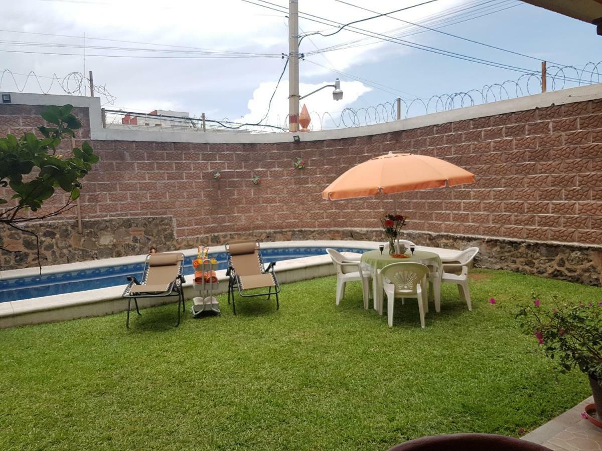 Casa Los Peregrina Cuernavaca Exteriör bild